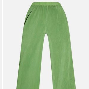 Pretty little thing green plisse pants